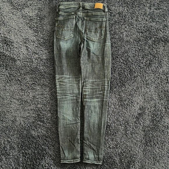 American Eagle Super High-Rise Jegging - Picture 2 of 4